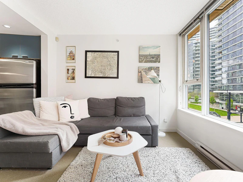 507 - 33 Smithe Street, Vancouver BC V6B 0B5