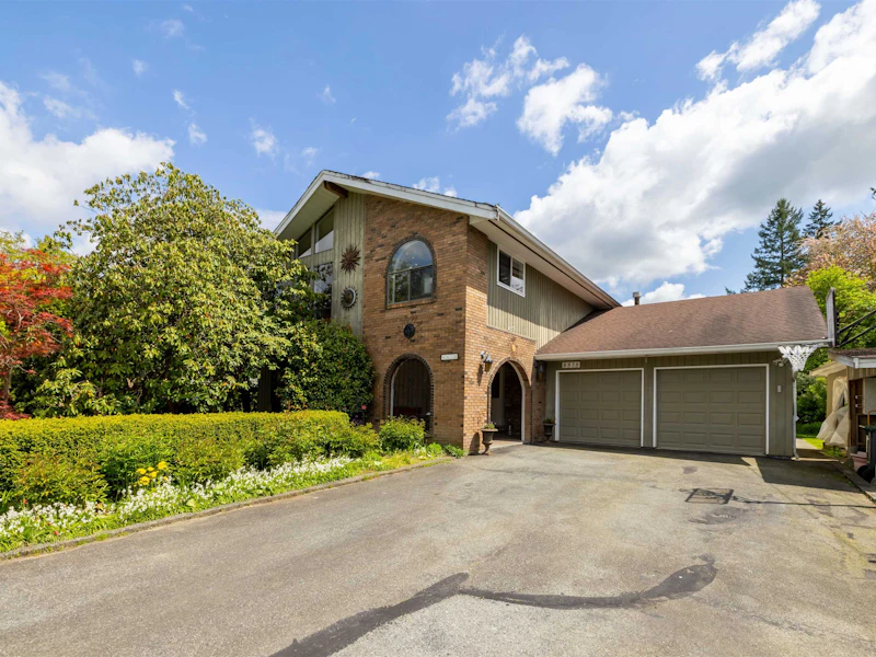 8838 Mackie Street, Langley BC V1M 3T3