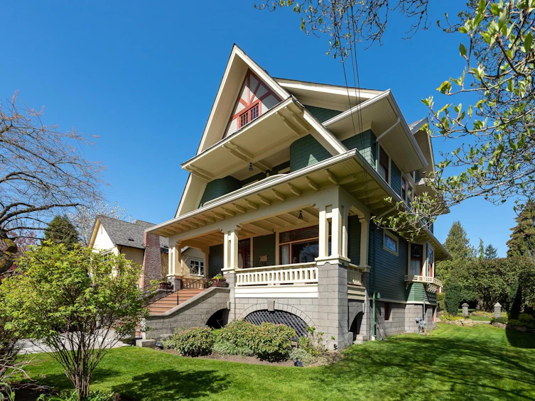 109 Third Avenue, New Westminster, BC, V3L 1L7