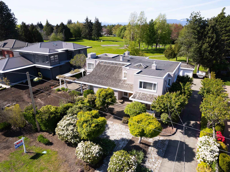 6431 Woodwards Road, Richmond BC