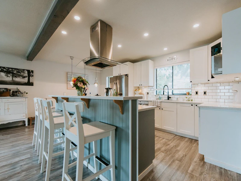 5773 Anchor Road, Sechelt BC