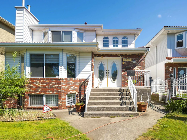 2971 E 54th Avenue, Vancouver, BC, V5S 1Y7