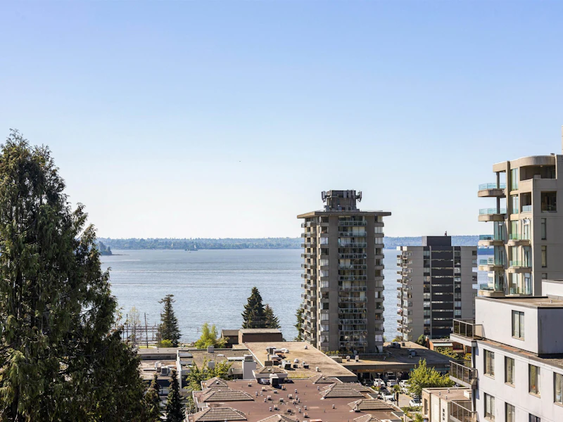 803 - 1737 Duchess Avenue, West Vancouver BC V7V 1P8