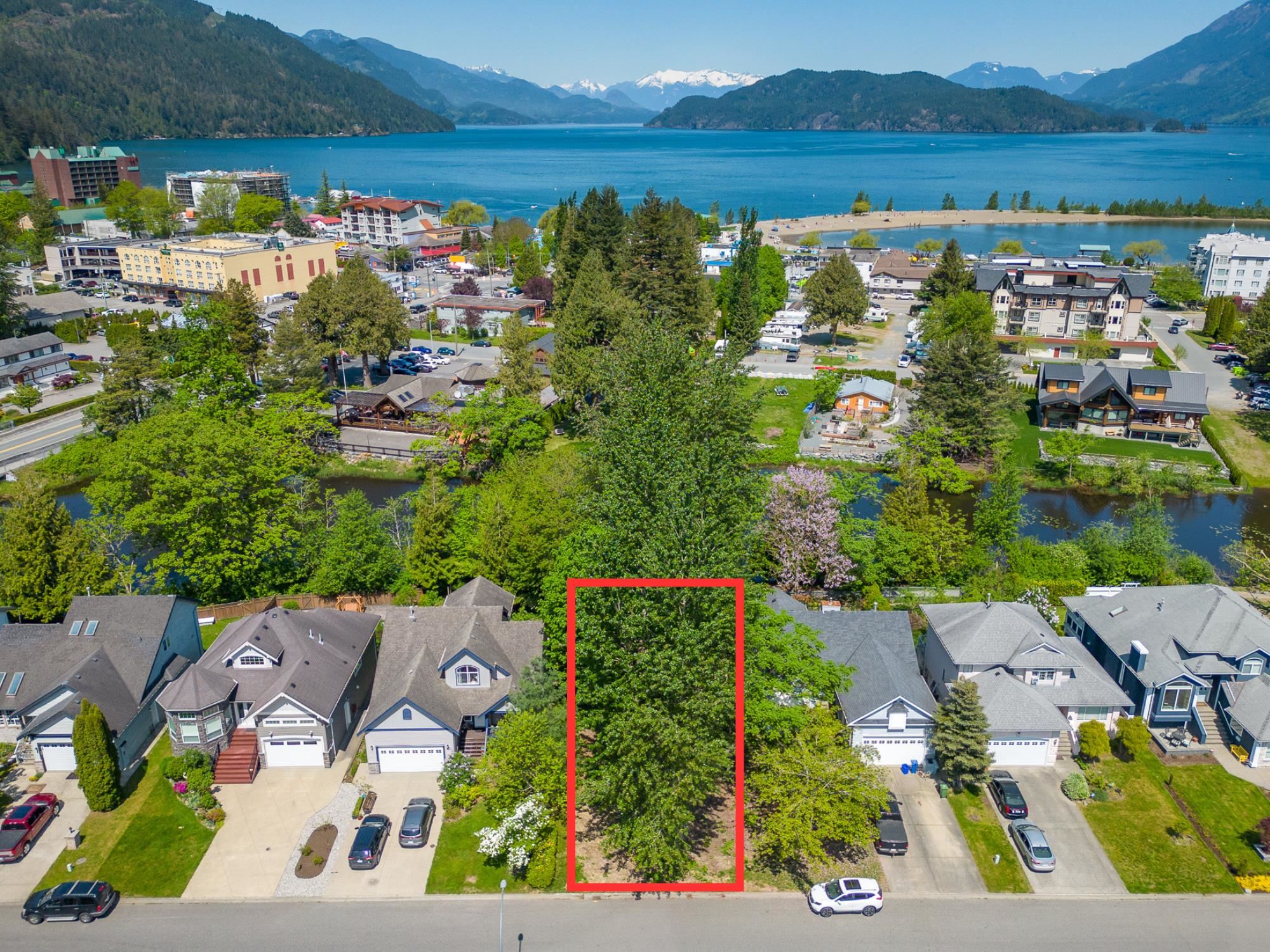225 Miami River Drive, Harrison Hot Springs, BC, V0M 1K0