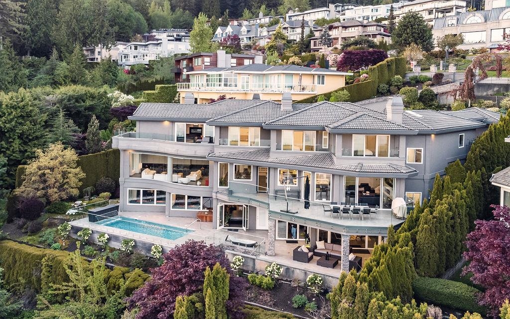 1466 Bramwell Road, West Vancouver, BC, V7S 2N9