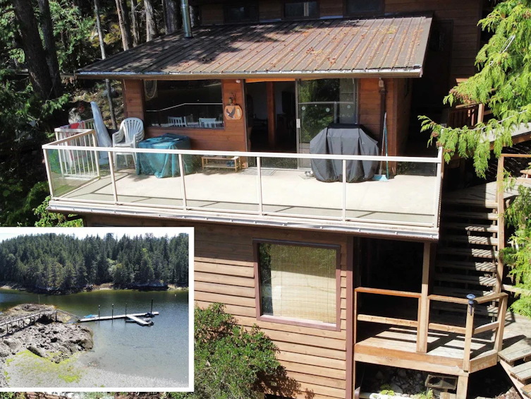 10-10387 Mercer Road, Pender Harbour Egmont, BC, V7Z 1B7