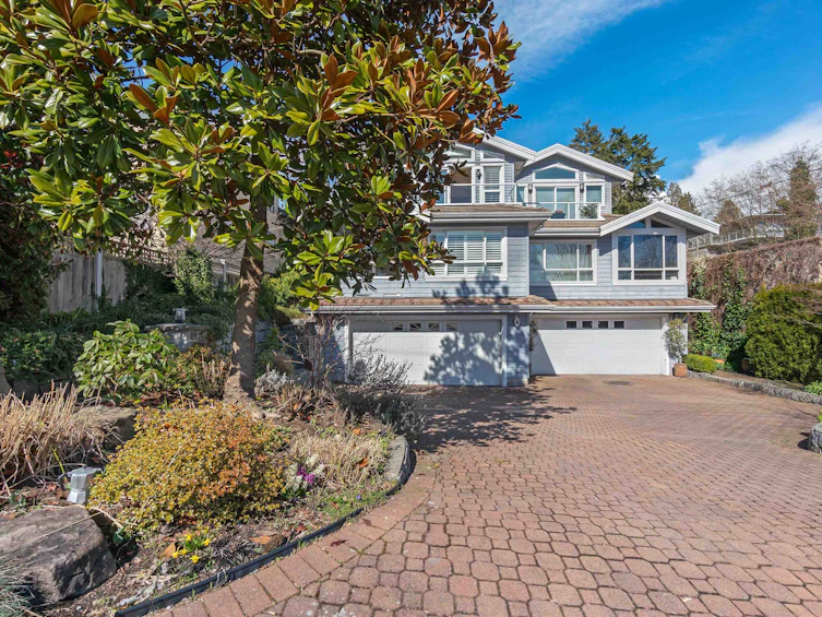 2517 Marine Drive, West Vancouver, BC, V7V 1L5