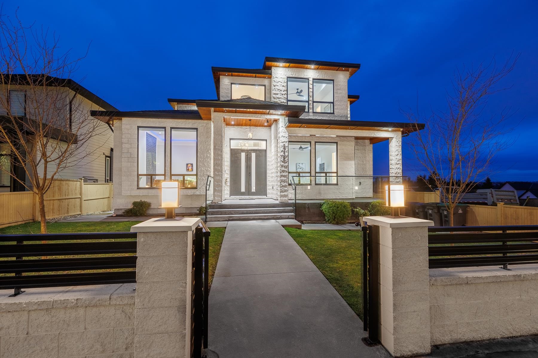 5738 144 Street, Surrey, BC, V3X 1A7