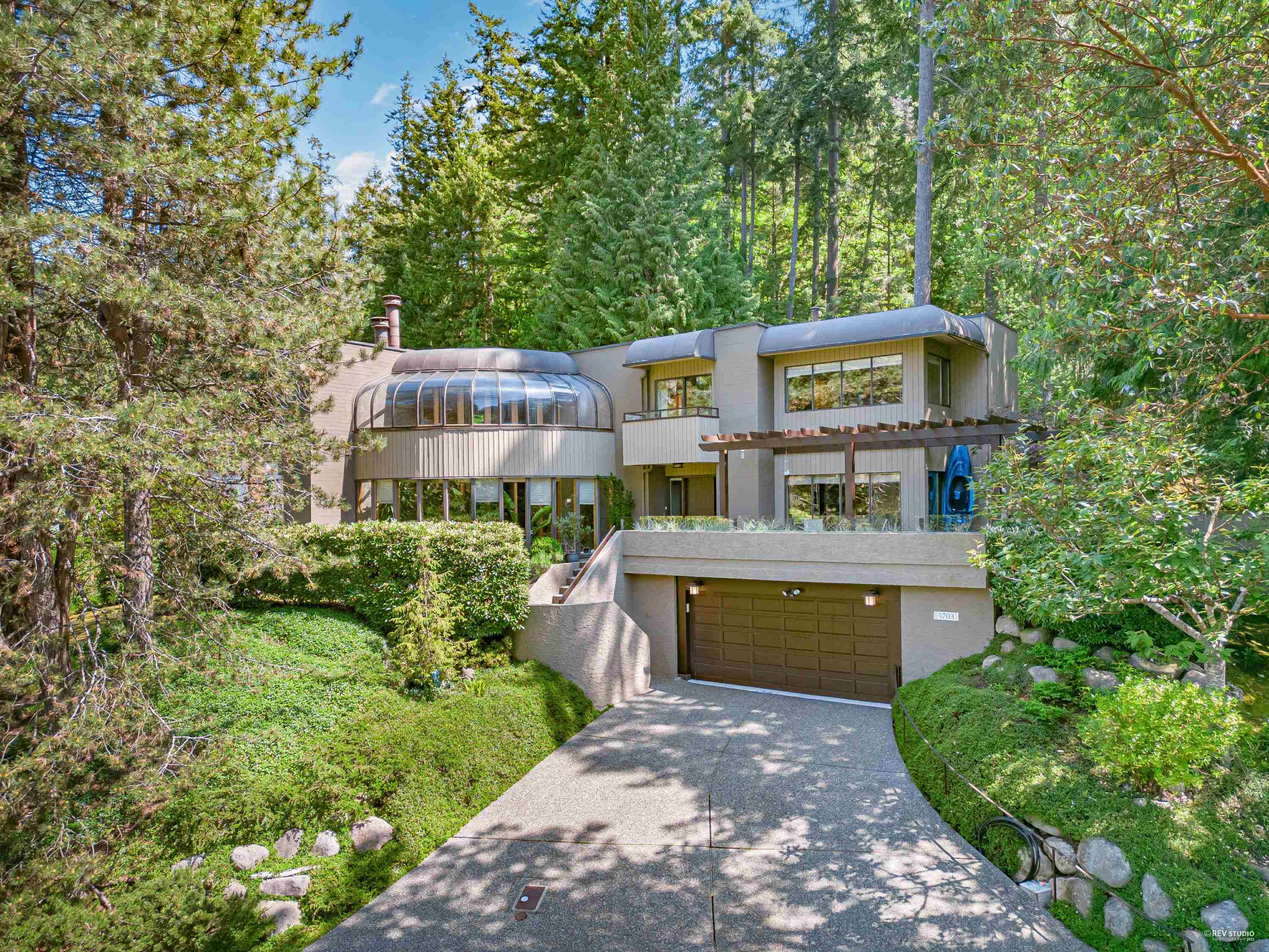 5703 Westport Wynd, West Vancouver, BC, V7W 2Y1