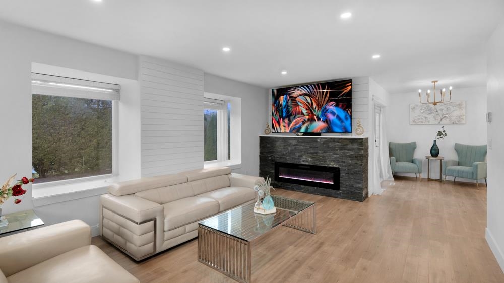 1407 Stevens Street, Surrey, BC, V4B 4Y2
