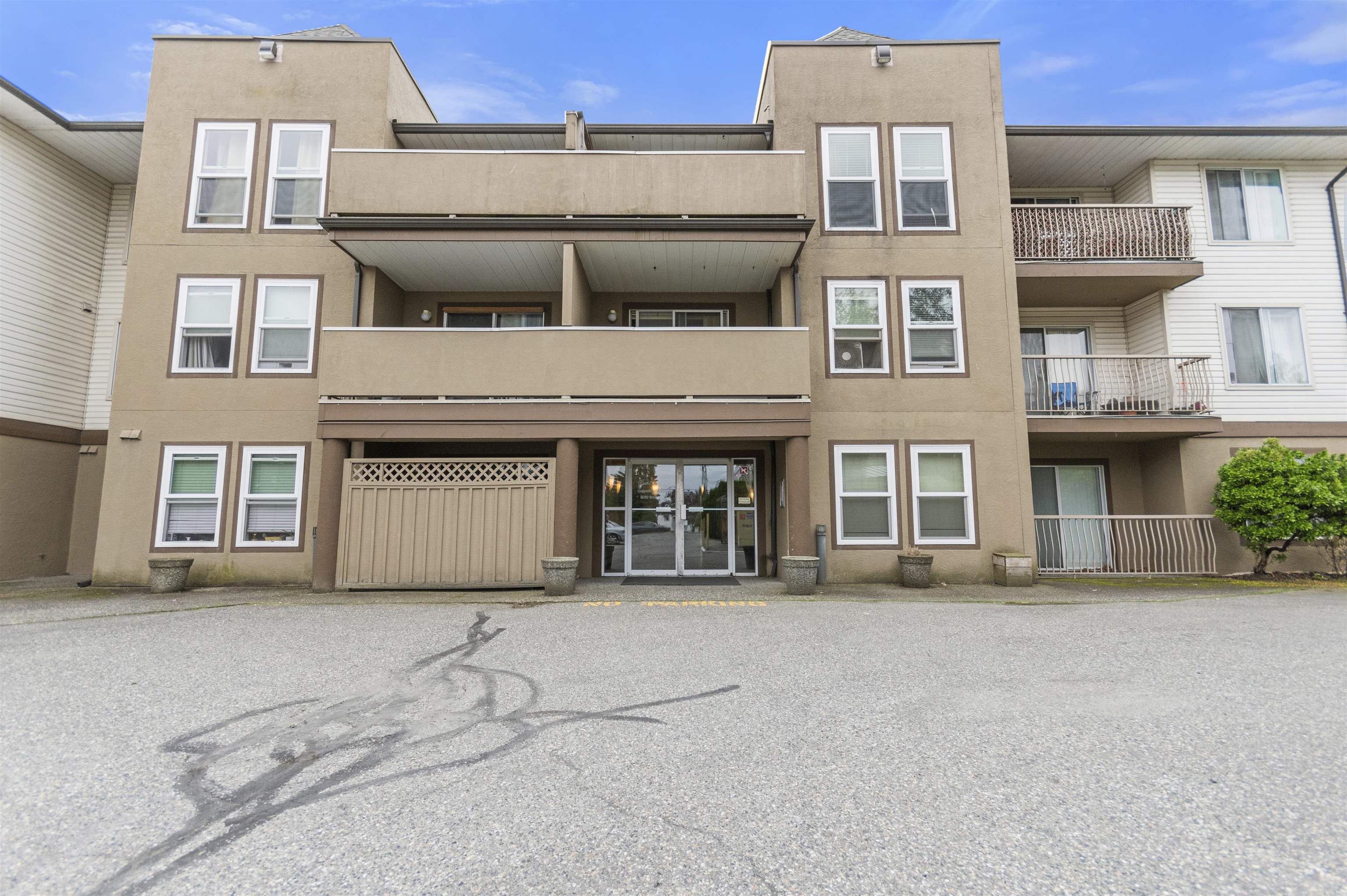 104-45702 Watson Road, Chilliwack, BC, V2R 3E6
