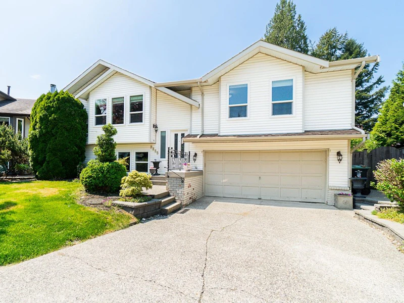 9255 214th Street, Langley BC V1M 1P4