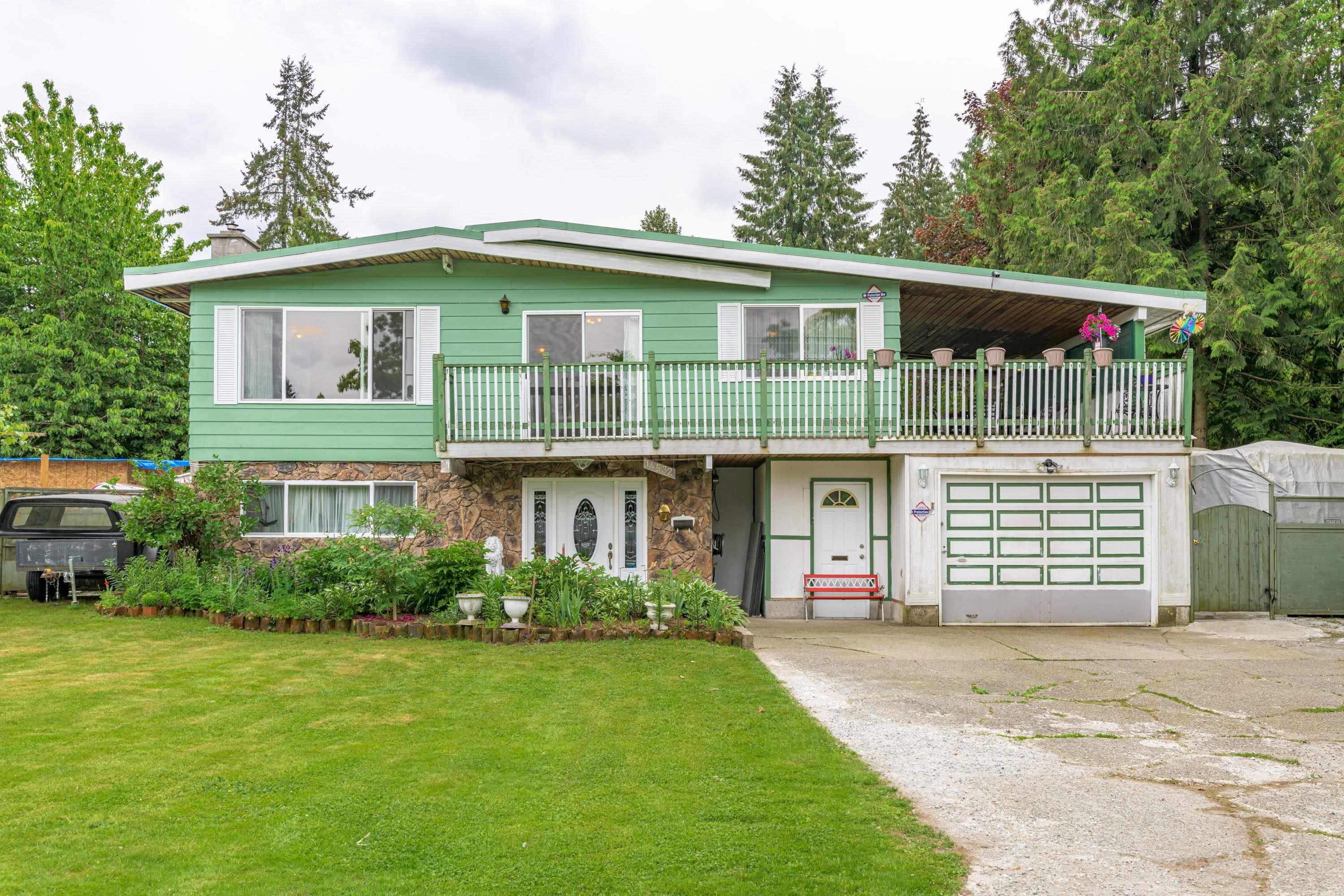 14532 103 Avenue, Surrey, BC, V3R 6A9