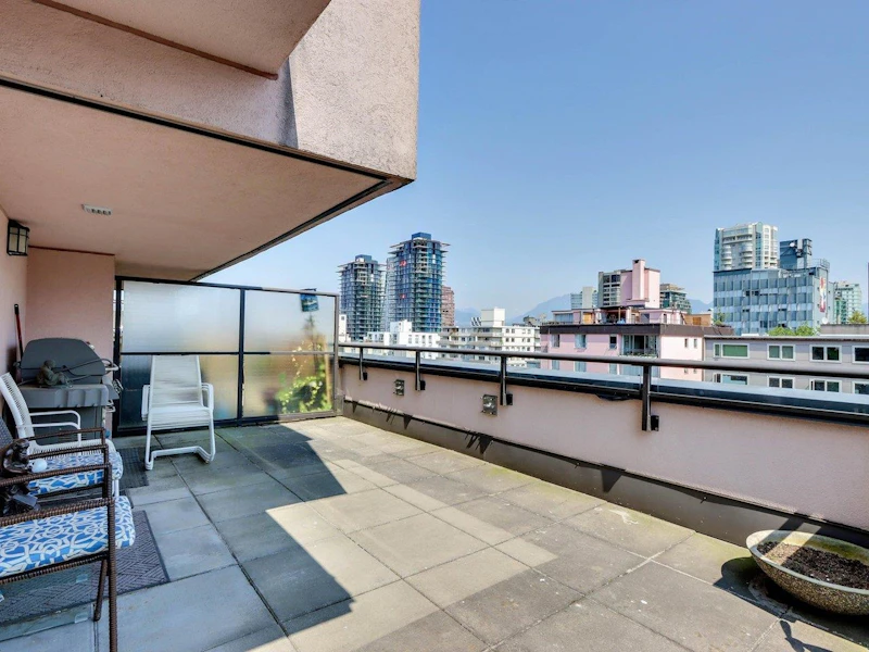 1002 - 1265 Barclay Street, Vancouver BC V6E 1H5