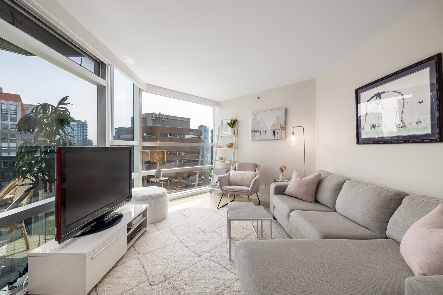 1510-1050 Burrard Street, Vancouver, BC, V6Z 2S3