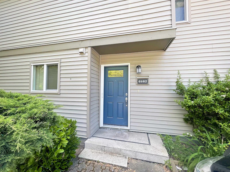 6162 W Greenside Drive, Surrey BC V3S 5M8