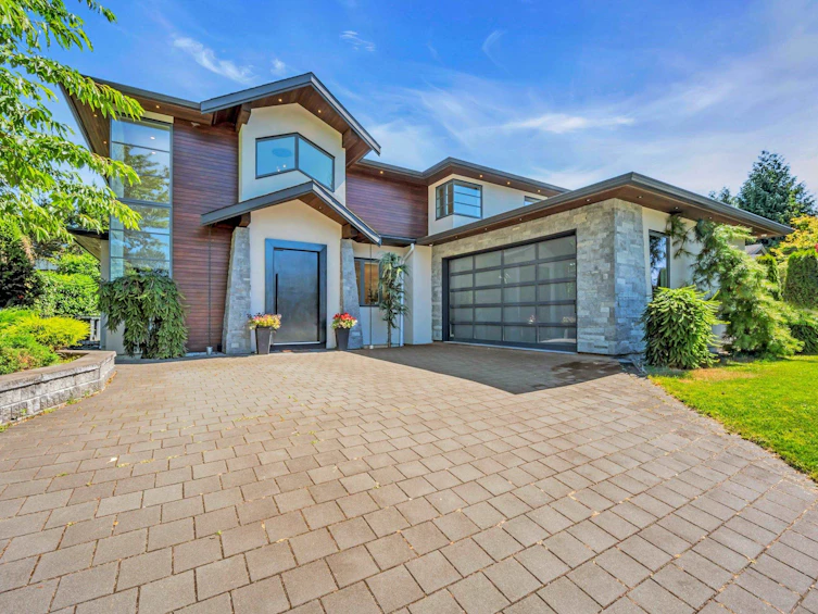 2796 Newmarket Drive, North Vancouver, BC, V7R 2T4
