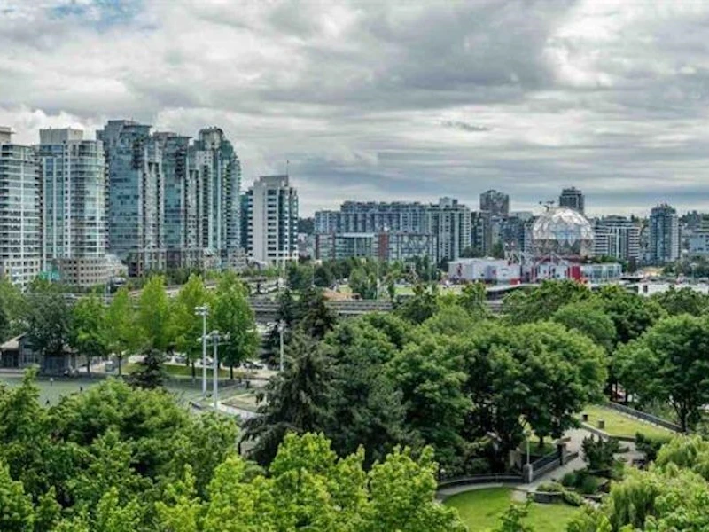 1010 - 550 Taylor Street, Vancouver BC V6B 1R1