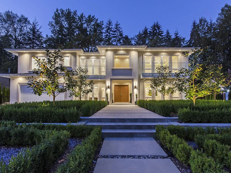 531 Newcroft Place, West Vancouver BC V7T 1W9
