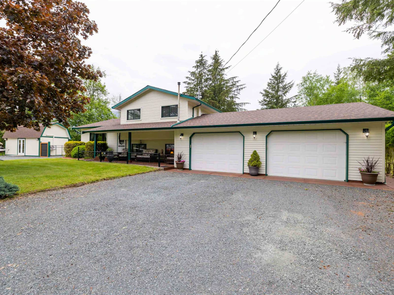 1181 Frost Road, Columbia Valley BC V2R 4X8