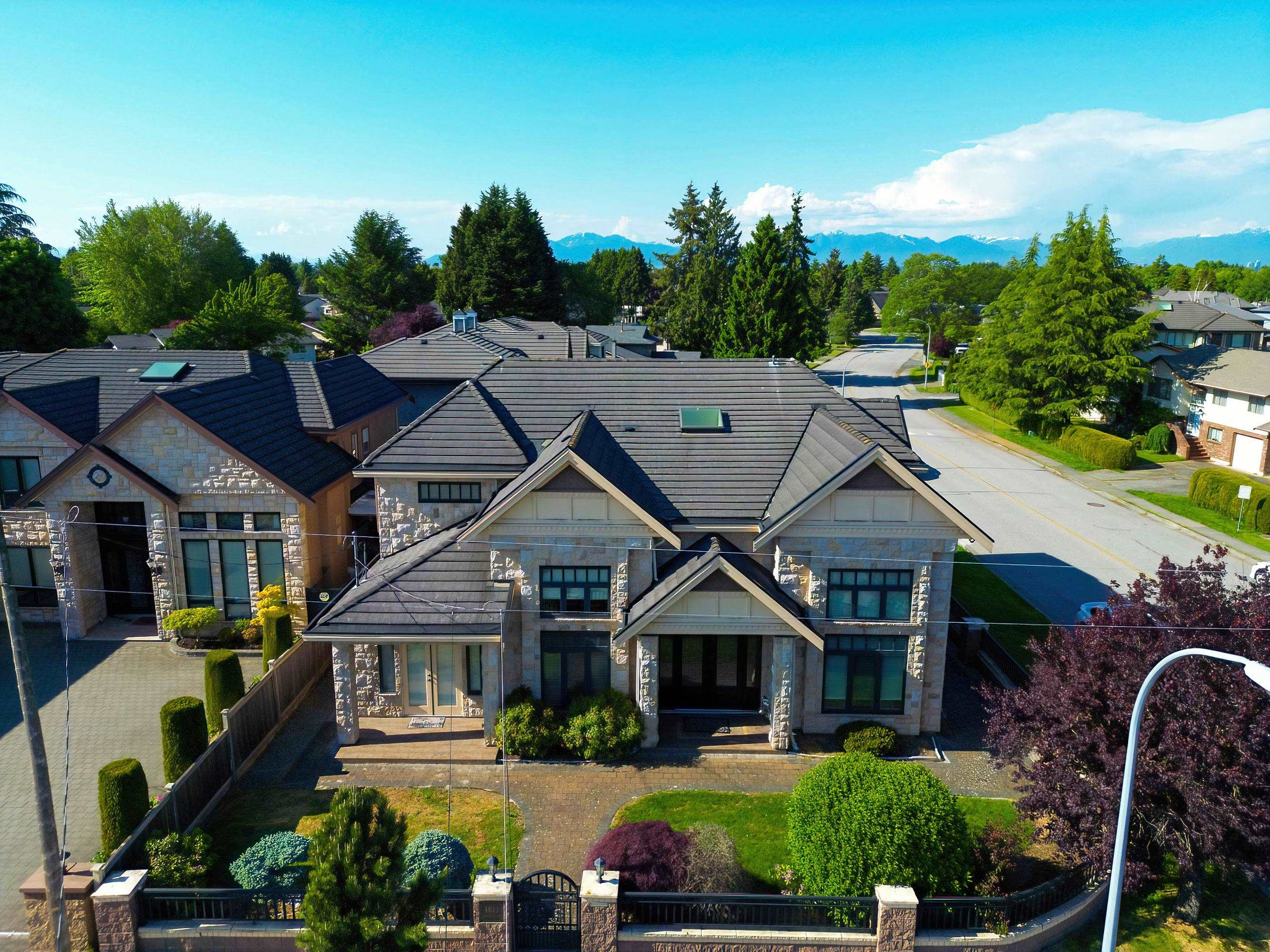 4611 Granville Avenue, Richmond, BC, V7C 1E3