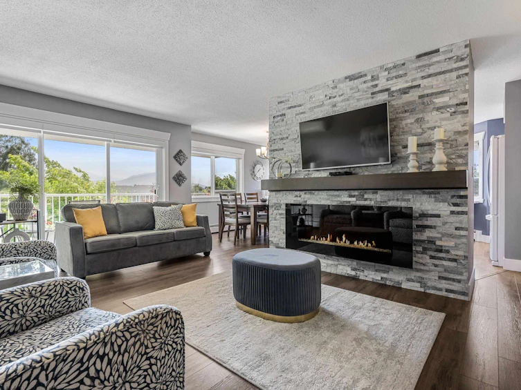 204-8725 Elm Drive, Chilliwack, BC, V2P 4Y3