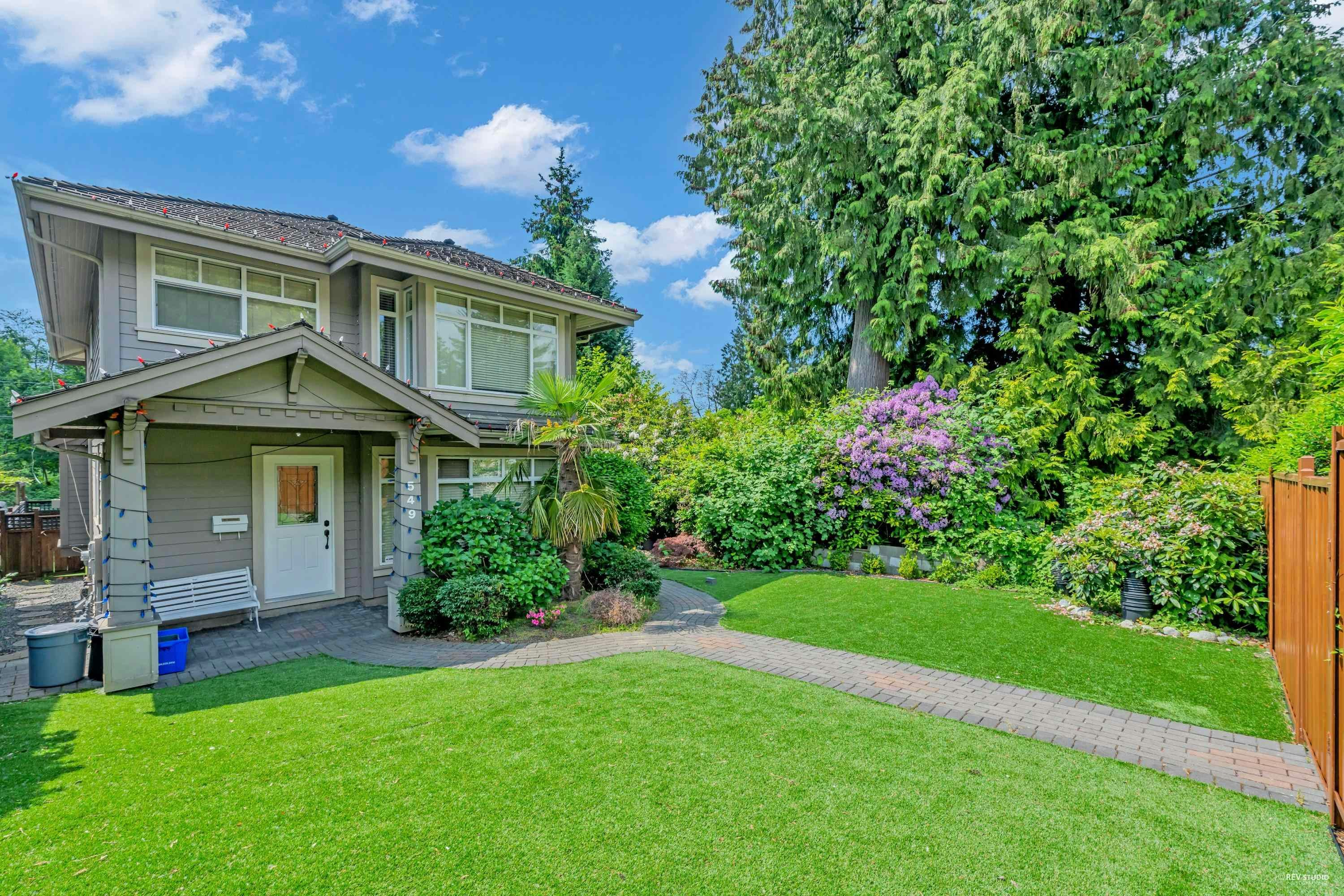 549 W 28th Street, North Vancouver, BC, V7N 2J6
