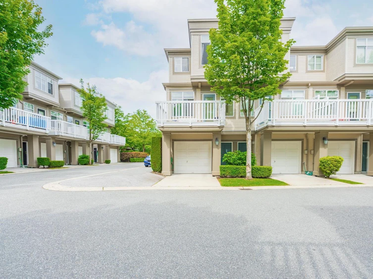 27-6179 No. 1 Road, Richmond, BC, V7C 1T4