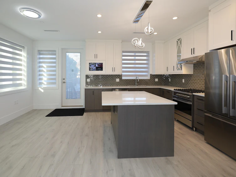 1523 W 60th Avenue, Vancouver, BC, V6P 2A4