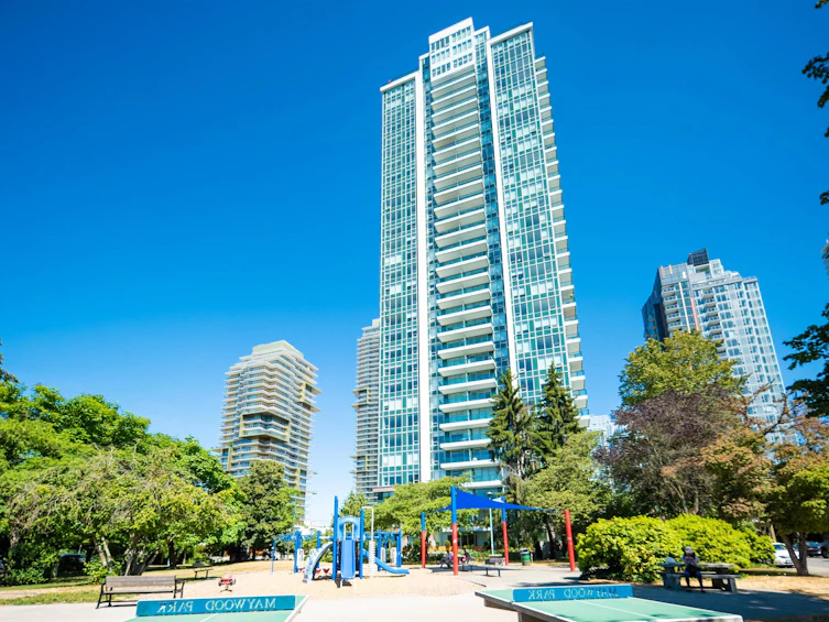 1407-6463 Silver Avenue, Burnaby, BC, V5H 0K4