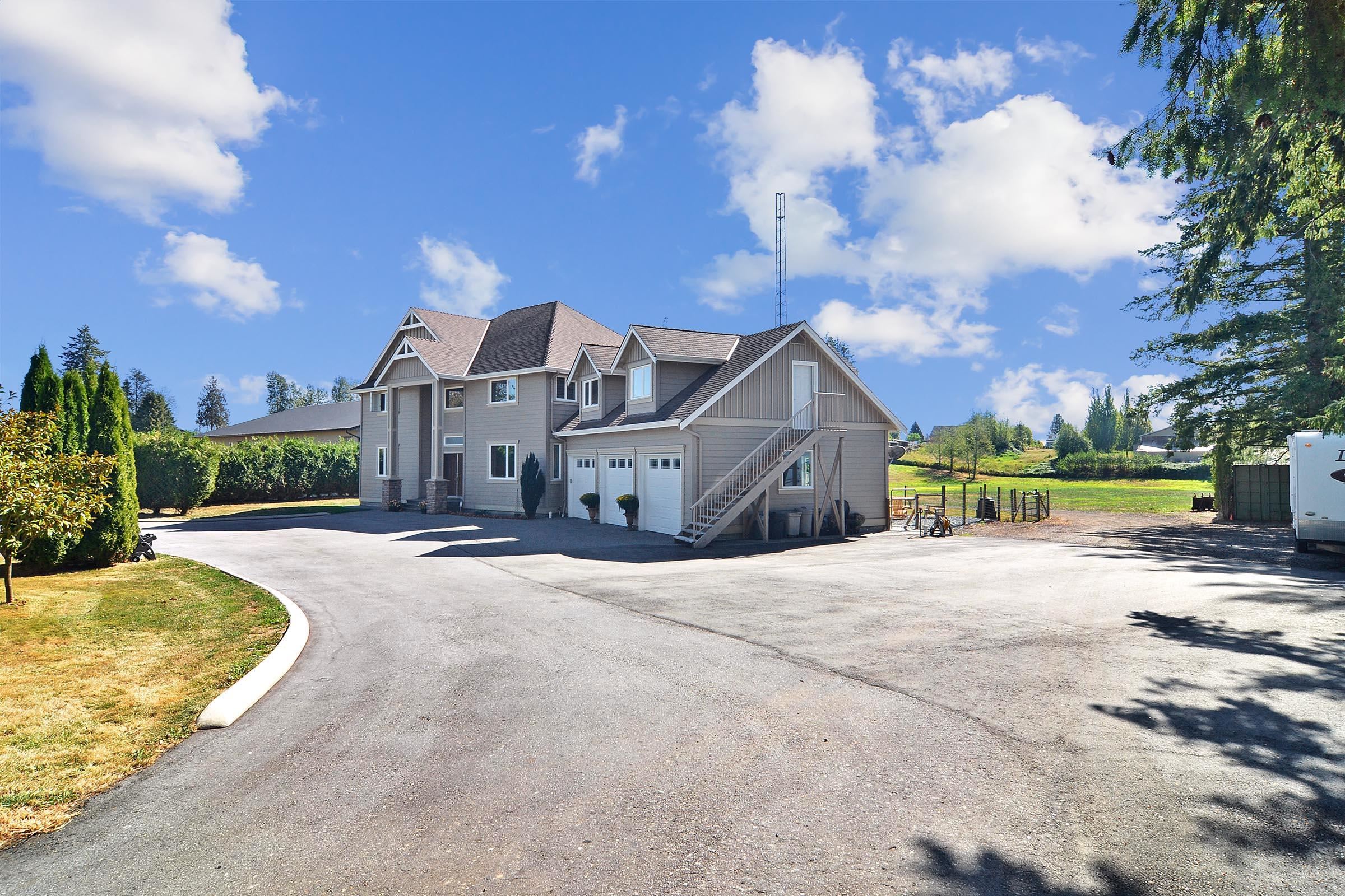 25058 32 Avenue, Langley, BC, V4W 1Y1