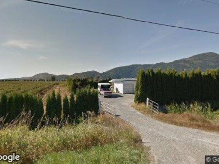 3815 Interprovincial Highway, Abbotsford, BC, V3G 2P1