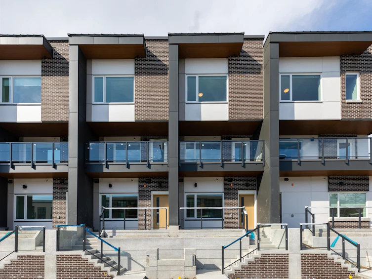 5-752 E 3rd Street, North Vancouver, BC, V7L 1G9