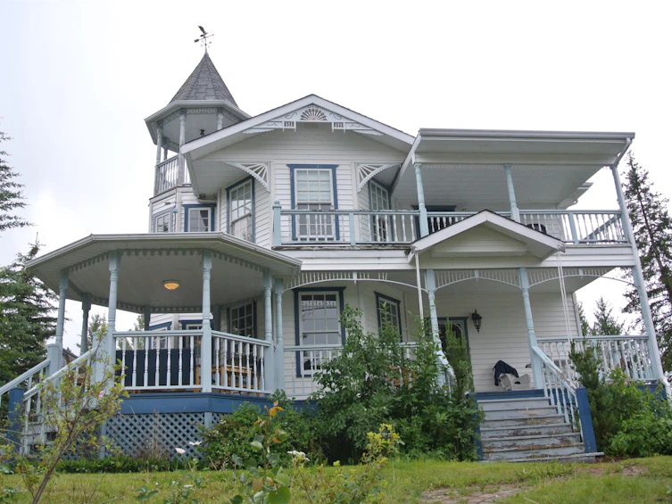 6649 Rayfield Road, 70 Mile House, BC, V0K 2K0
