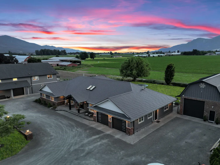 7211 Lickman Road, Chilliwack, BC, V2R 4A8