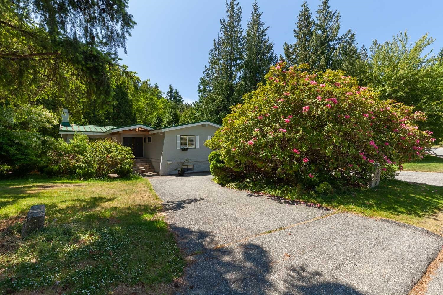 4639 Woodburn Road, West Vancouver, BC, V7S 2W7