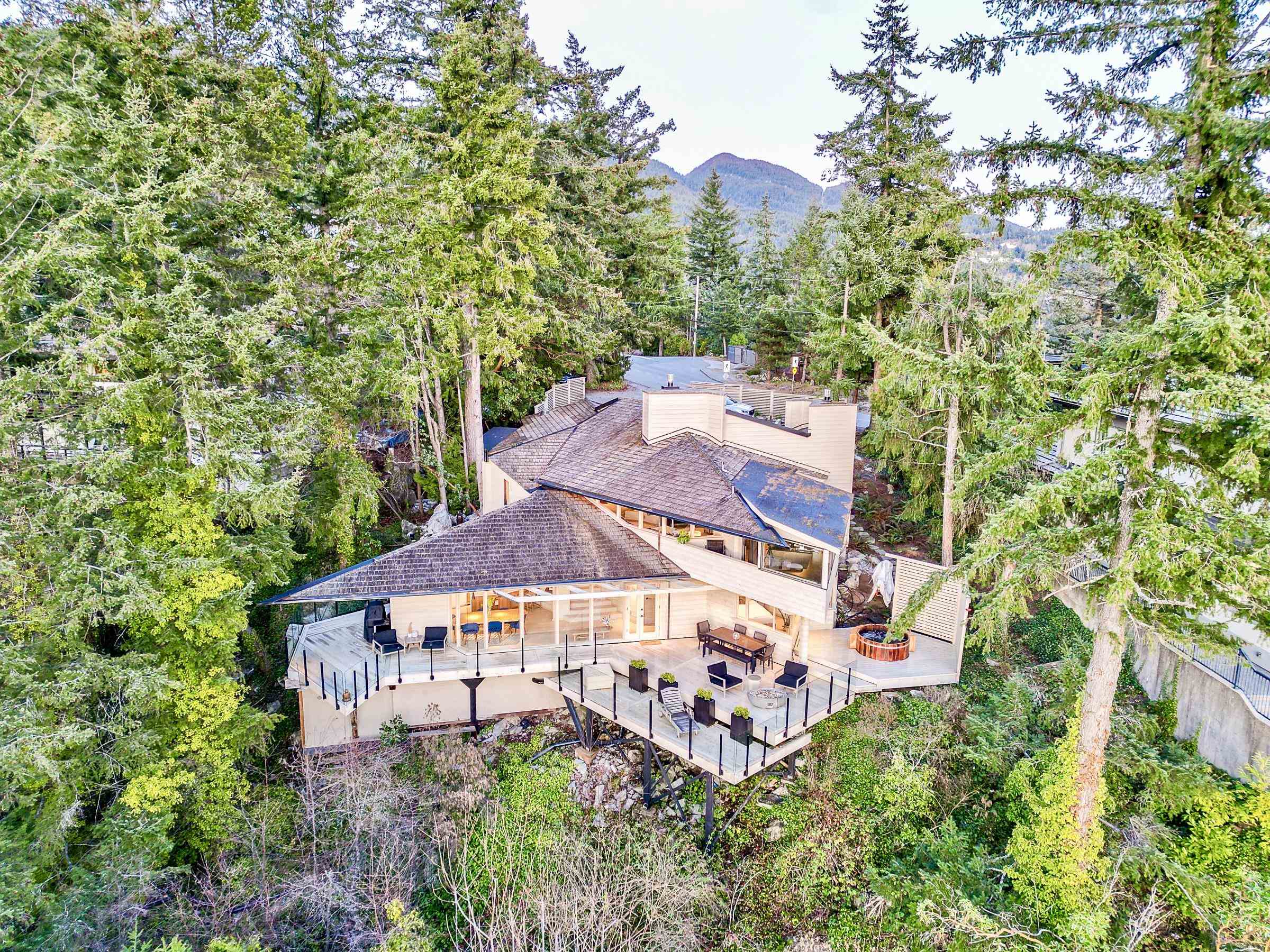6011 Eagleridge Drive, West Vancouver, BC, V7W 1W7