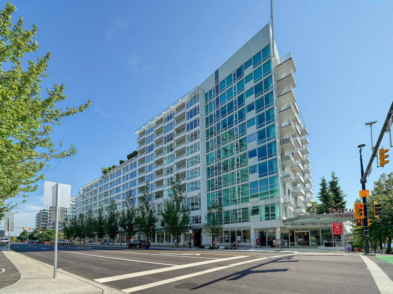 603 - 133 E Esplanade Street, North Vancouver BC V7L 1A1