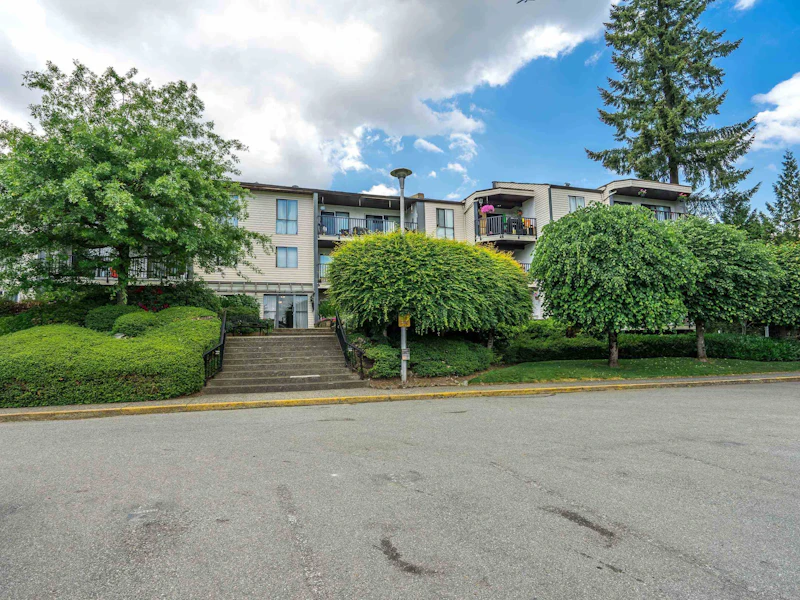 203 - 9952 149th Street, Surrey BC V3R 7W7