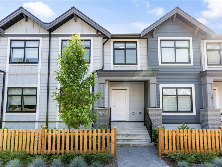 102-2267 Mckenzie Road, Abbotsford, BC, V2S 0M9