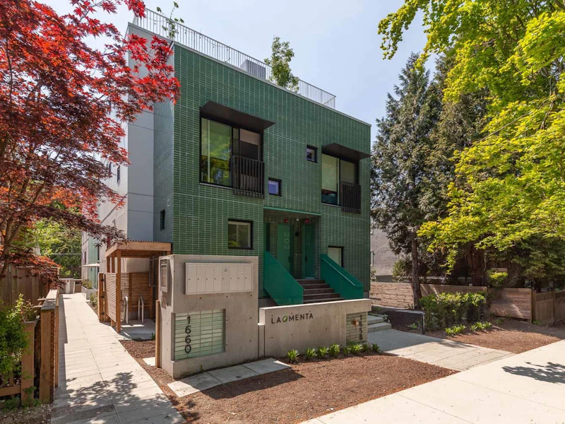 101 - 1658 E 5th Avenue, Vancouver BC