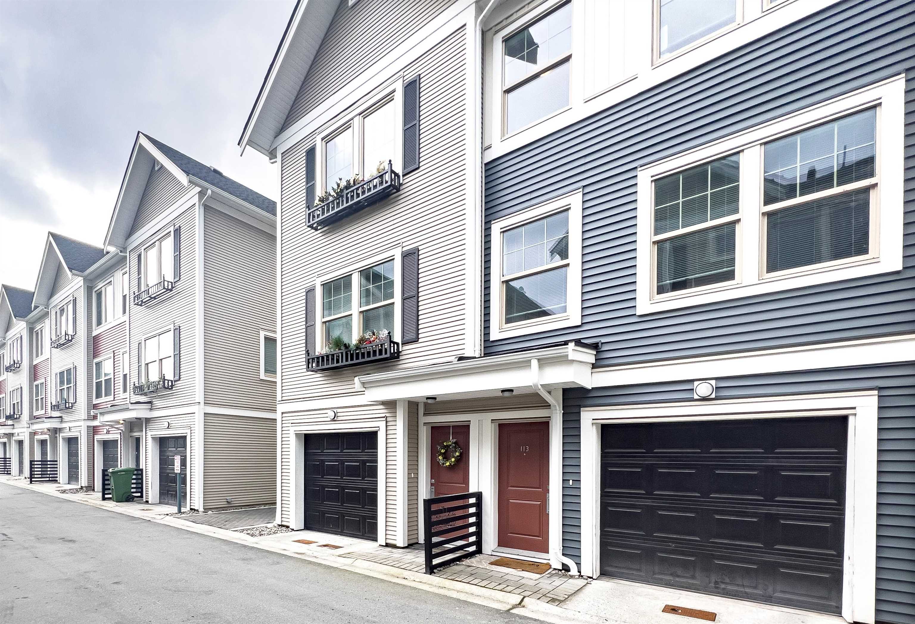 113-32633 Simon Avenue, Abbotsford, BC, V2T 0G9