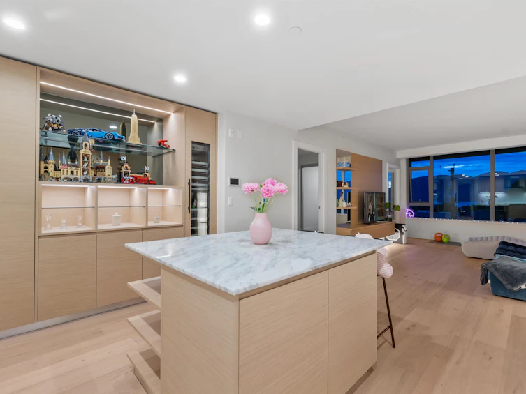 305-3639 W 16th Avenue, Vancouver, BC, V6R 3C3