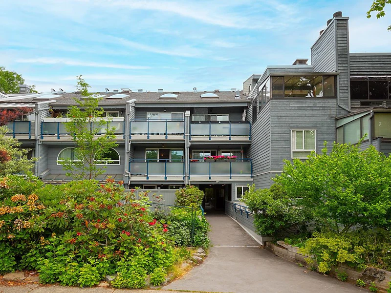 115 - 2125 York Avenue, Vancouver BC V6K 1C4