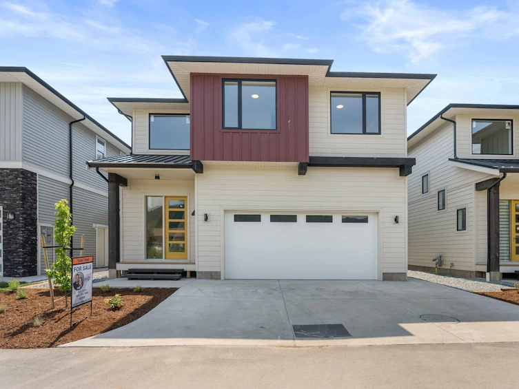 4-1871 Agassiz Avenue, Agassiz, BC, V0M 1A3