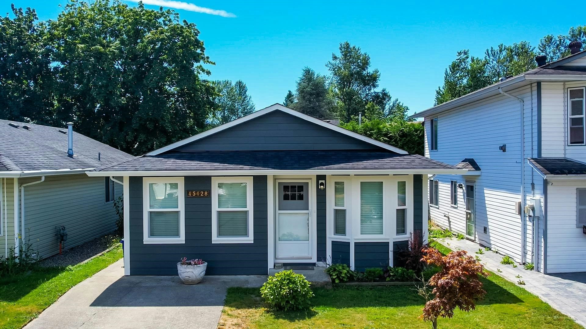 45428 Meadowbrook Drive, Chilliwack, BC, V2P 7R9
