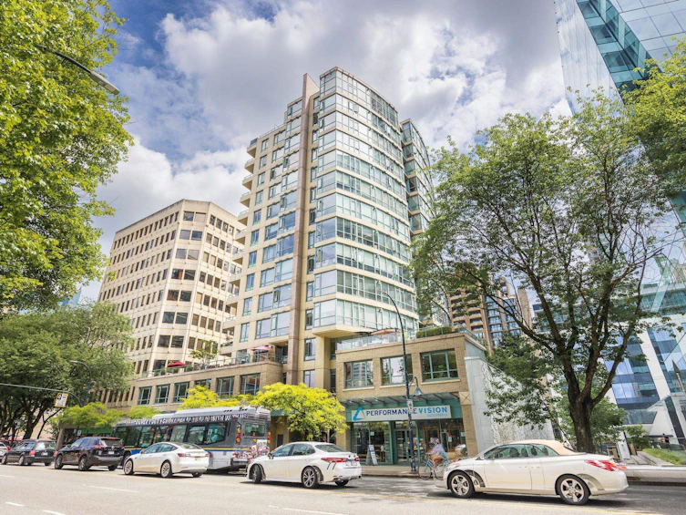 206-1238 Burrard Street, Vancouver, BC, V6Z 3E1
