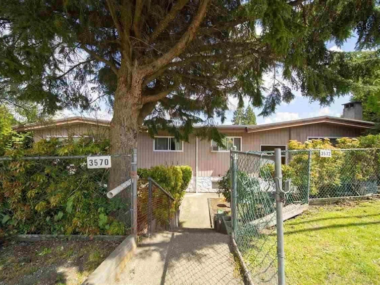 3570-3572 Douglas Road, Burnaby, BC, V5G 3P3
