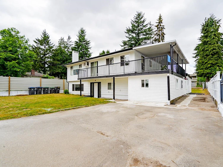 10565 132 Street, Surrey, BC, V3T 3V5
