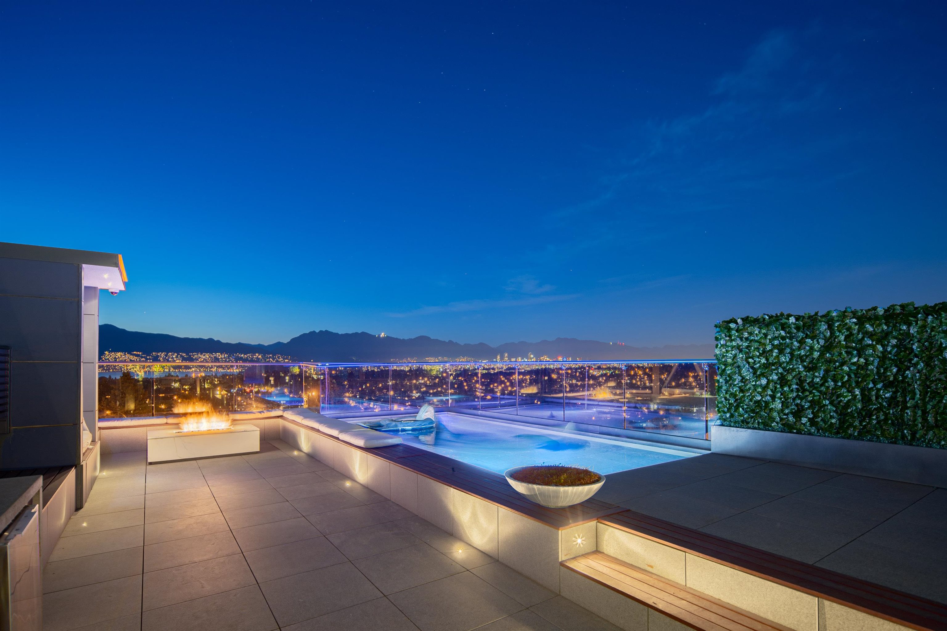 2920 W 27th Avenue, Vancouver, BC, V6L 1W3